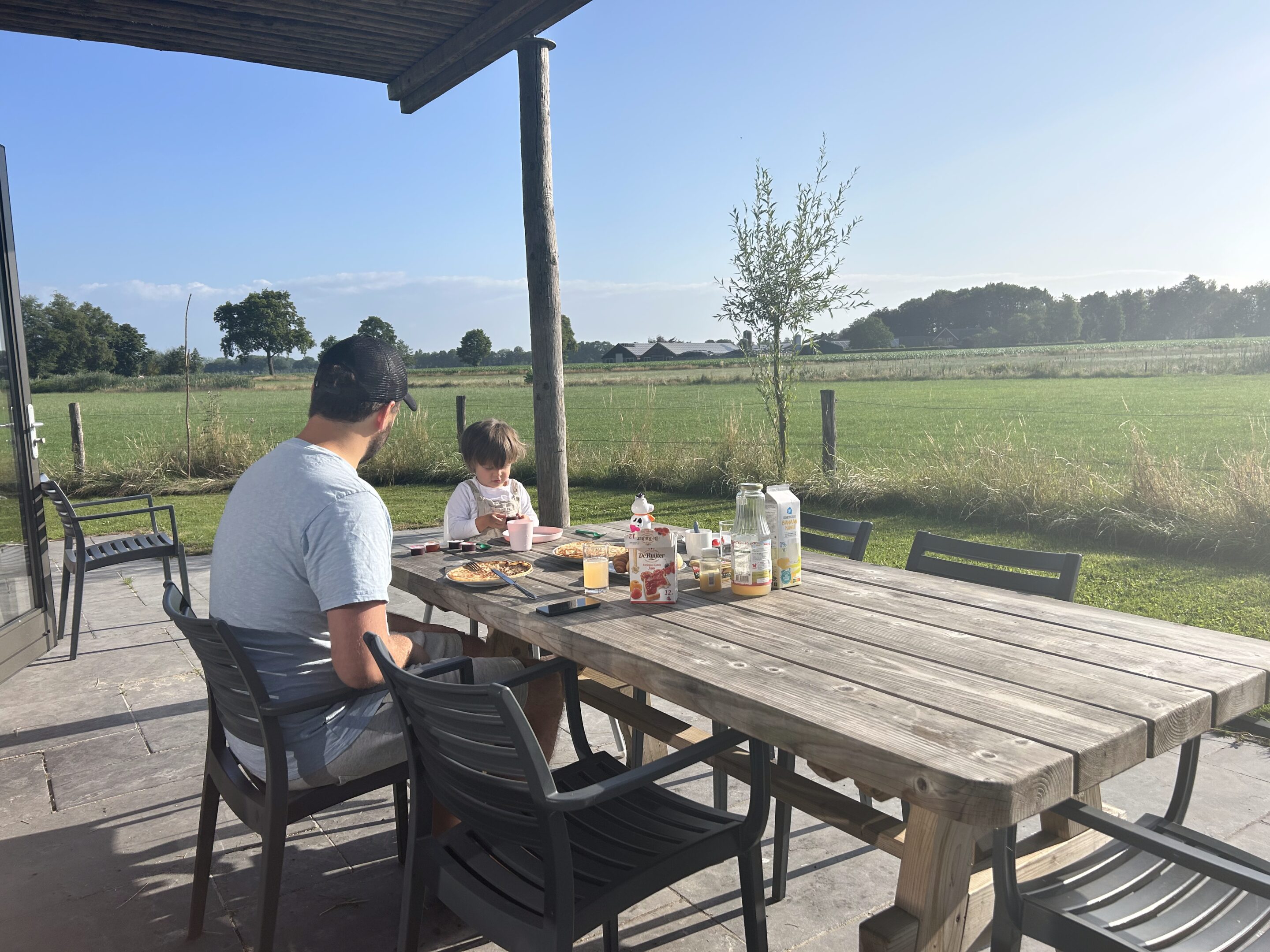 WeDiscover op terras WeDiscover op terras
